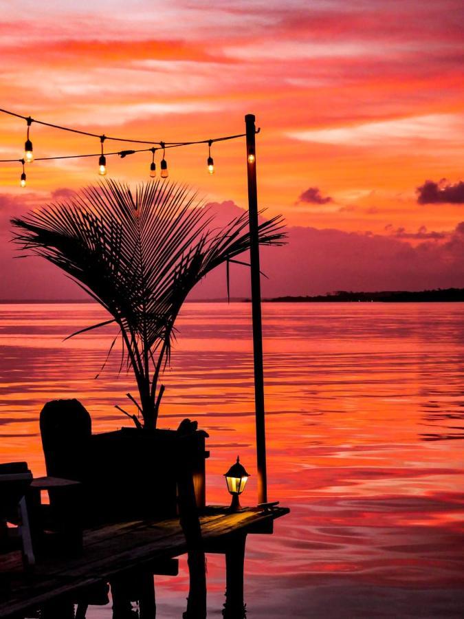 Barrbra Bnb Over The Sea Bocas del Toro Exterior foto